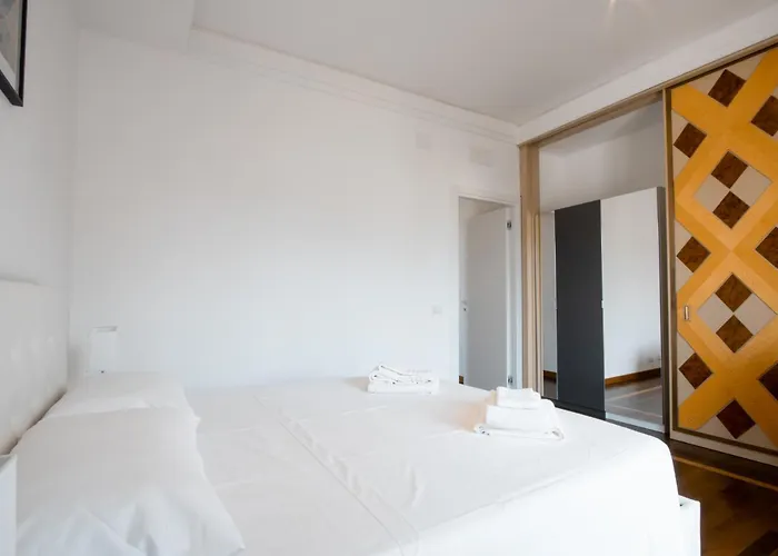 Dai Bersaglieri Big House Bari