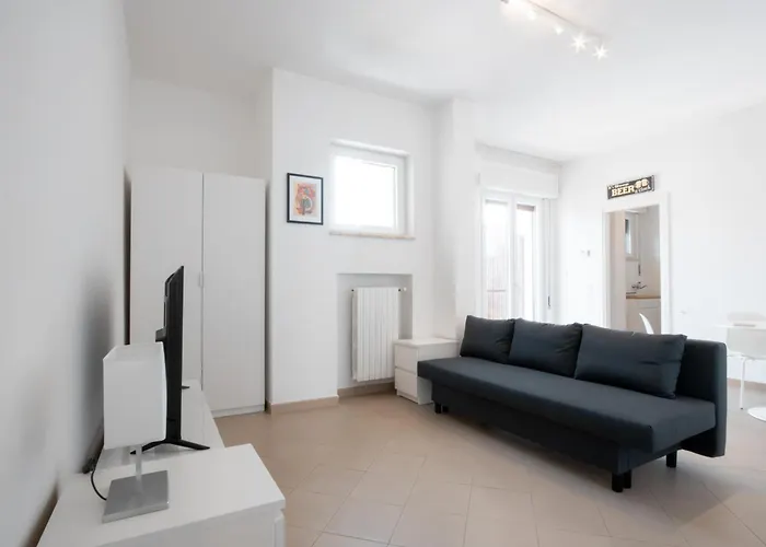 Dai Bersaglieri Big House Bari