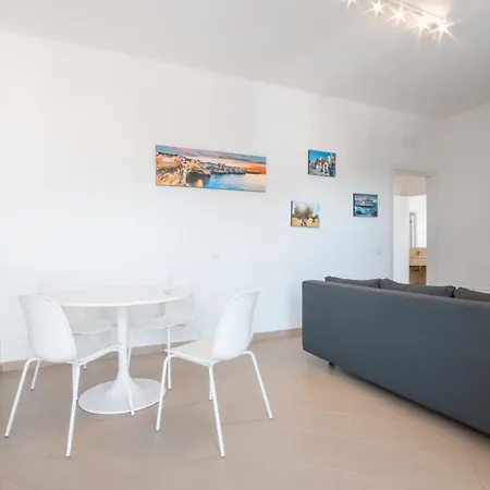 Dai Bersaglieri Big House Apartman Bari