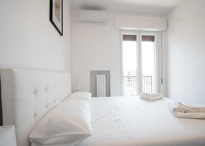 Dai Bersaglieri Big House Apartment