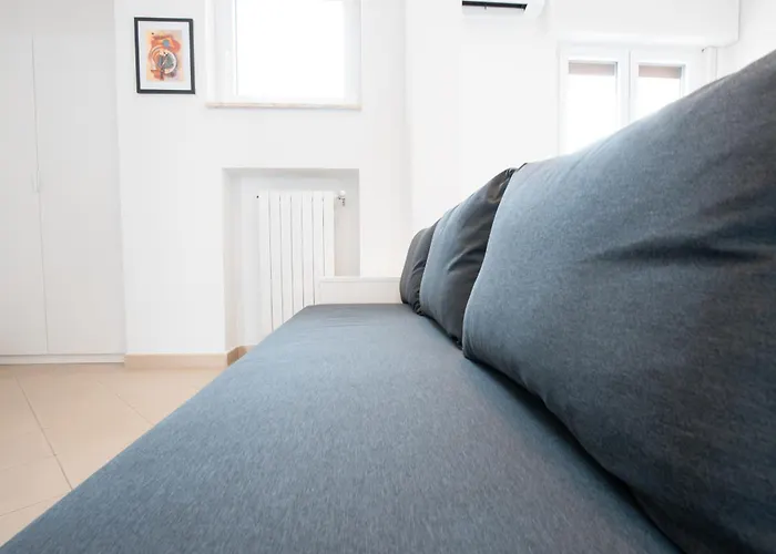 Dai Bersaglieri Big House